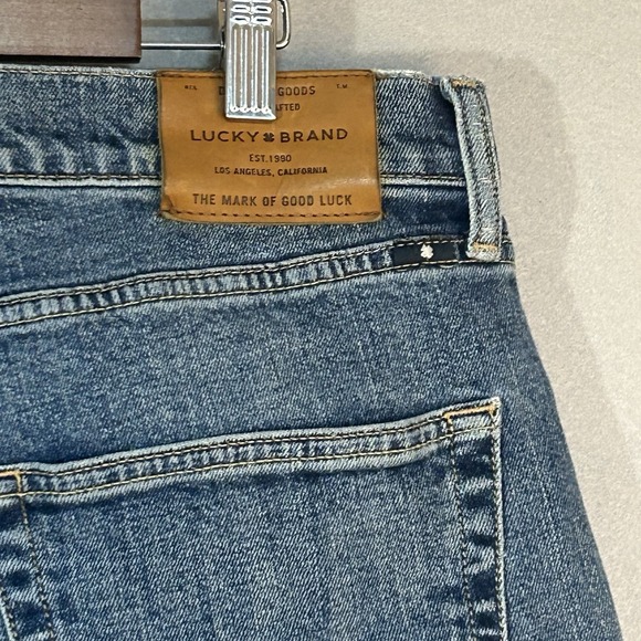 Lucky Brand Jeans 410 Athletic Slim Fit Men's 35x30 Blue Denim - Picture 10 of 12